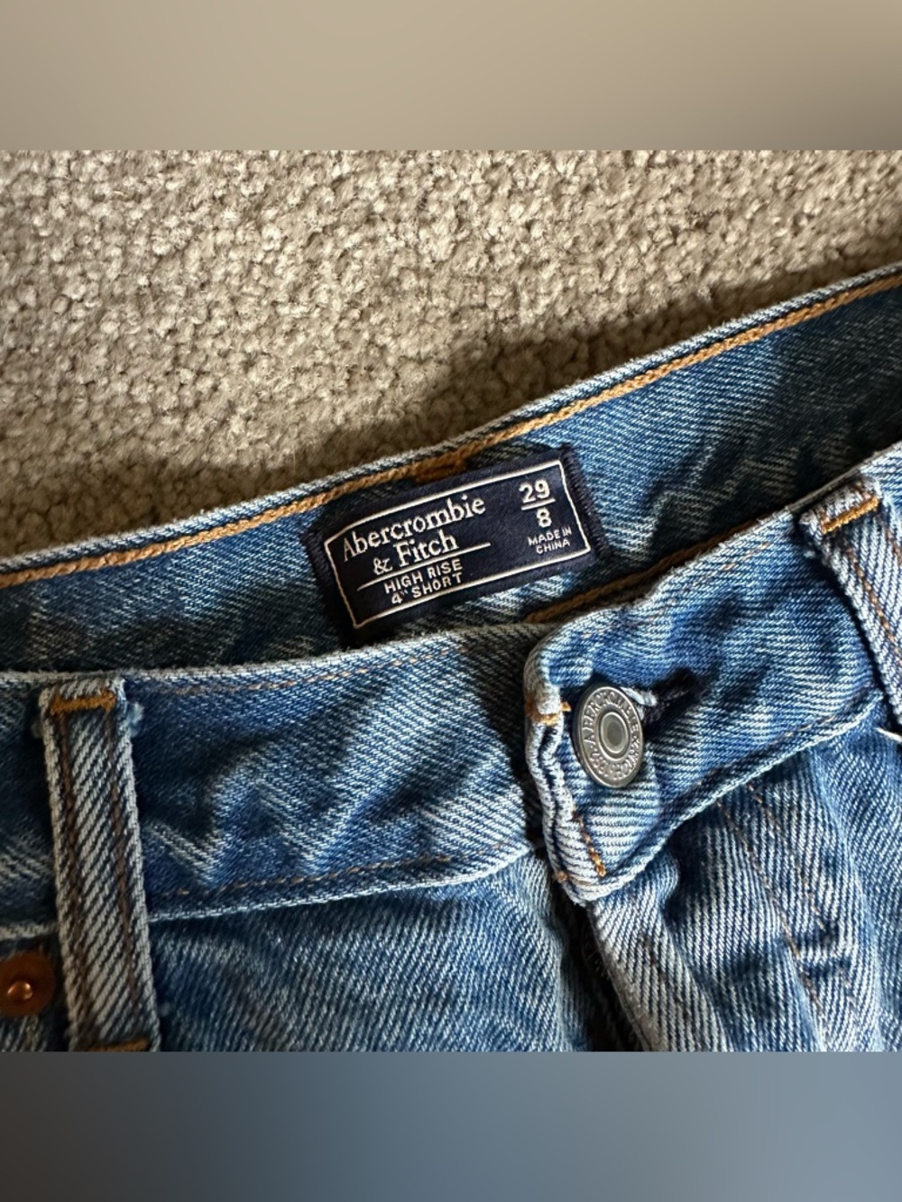 Abercrombie & Fitch High Rise Shorts - Picture 3 of 3
